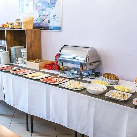 Hostel Scsk Brzezno *